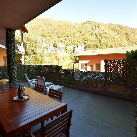 Argegno Appartement *